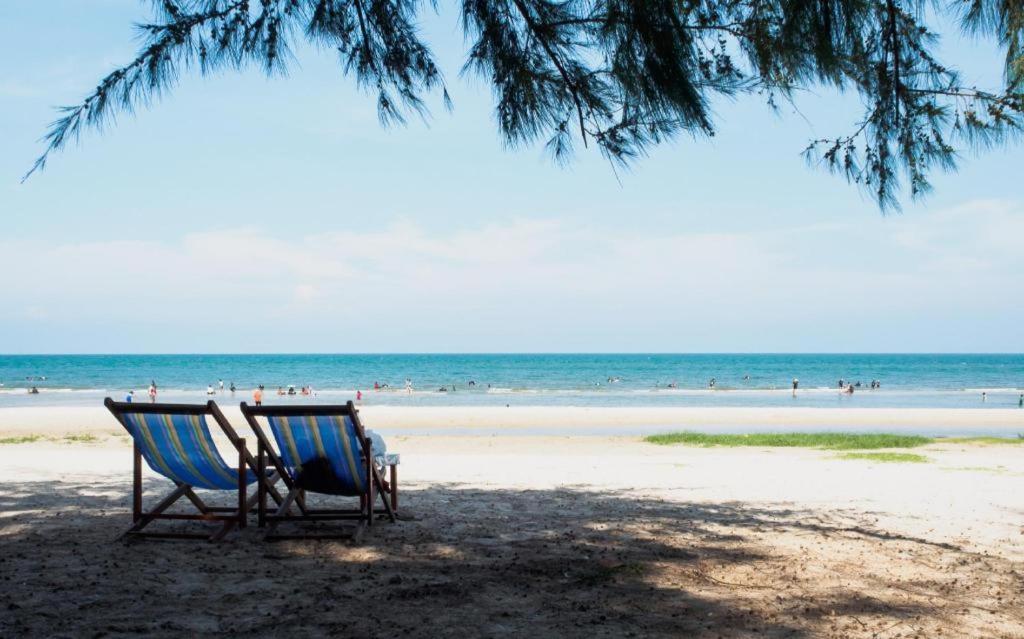Season Palace Huahin Hotel Petchaburi Esterno foto