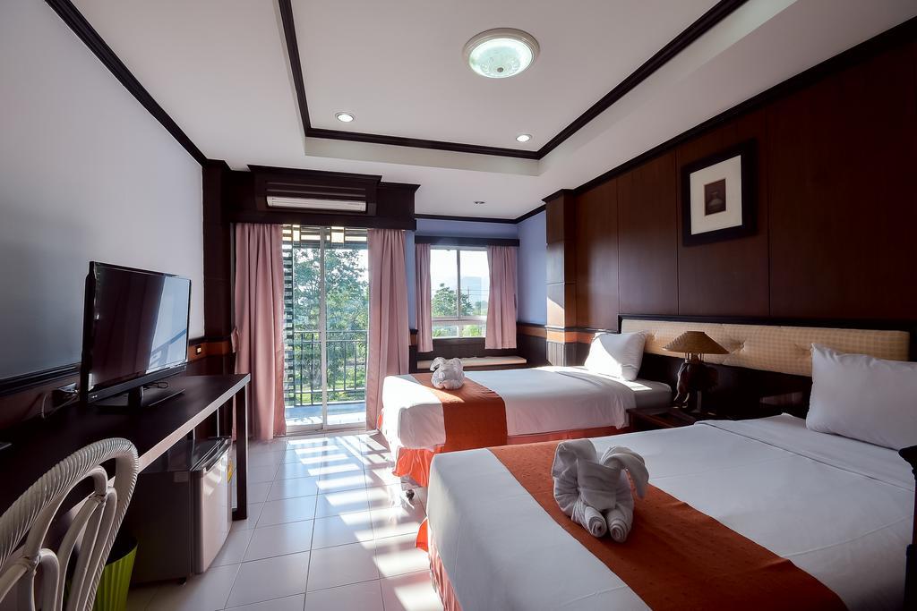 Season Palace Huahin Hotel Petchaburi Esterno foto
