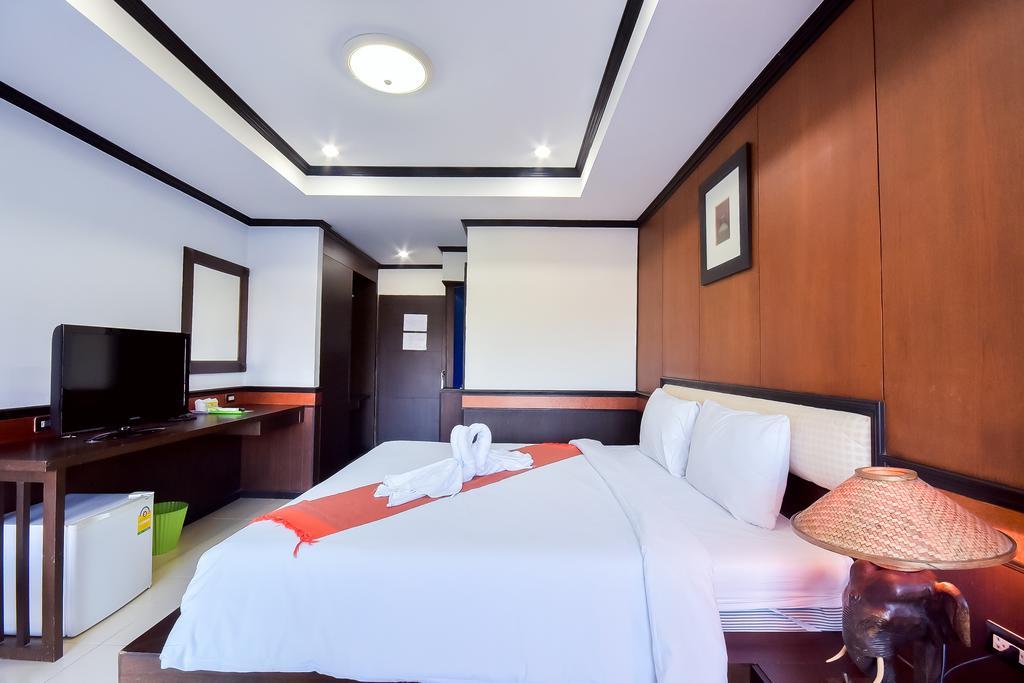 Season Palace Huahin Hotel Petchaburi Esterno foto