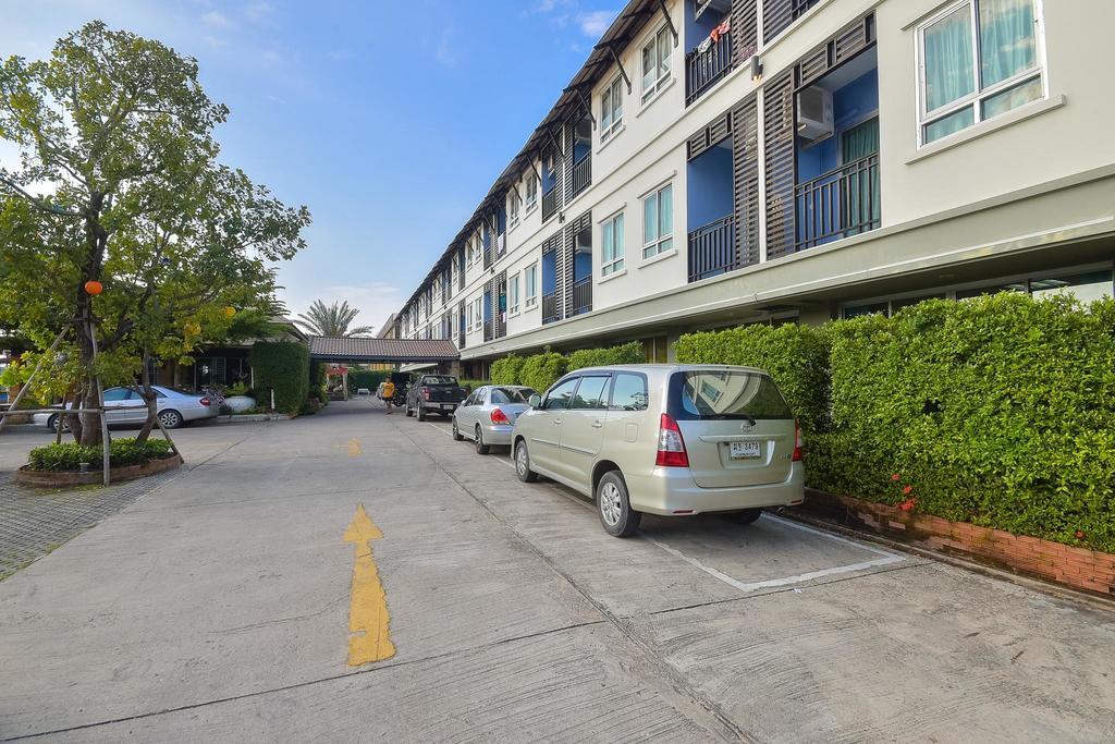 Season Palace Huahin Hotel Petchaburi Esterno foto